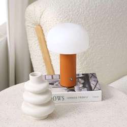 ΕΠΙΤΡΑΠΕΖΙΟ ΕΠΑΝΑΦΟΡΤΙΖΟΜΕΝΟ ΦΩΤΙΣΤΙΚΟ LED CCT